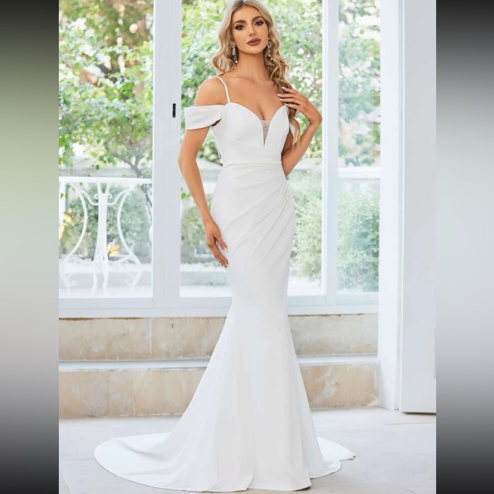 Cold Shoulder Mesh Insert Floor Length Wedding Dress